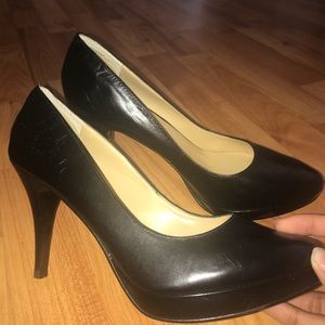 Black Leather Nine West Heels